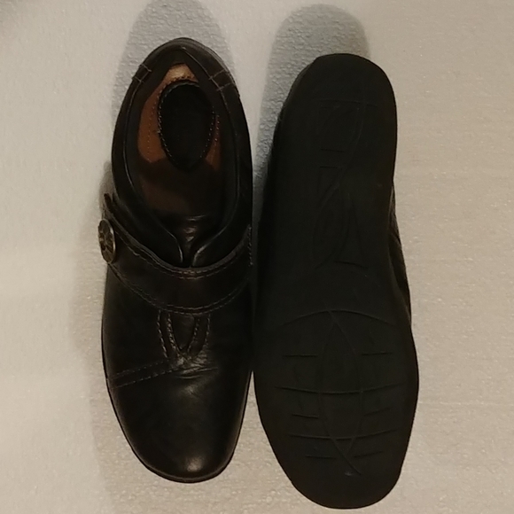 Clarks ankle boots - Picture 3 of 3